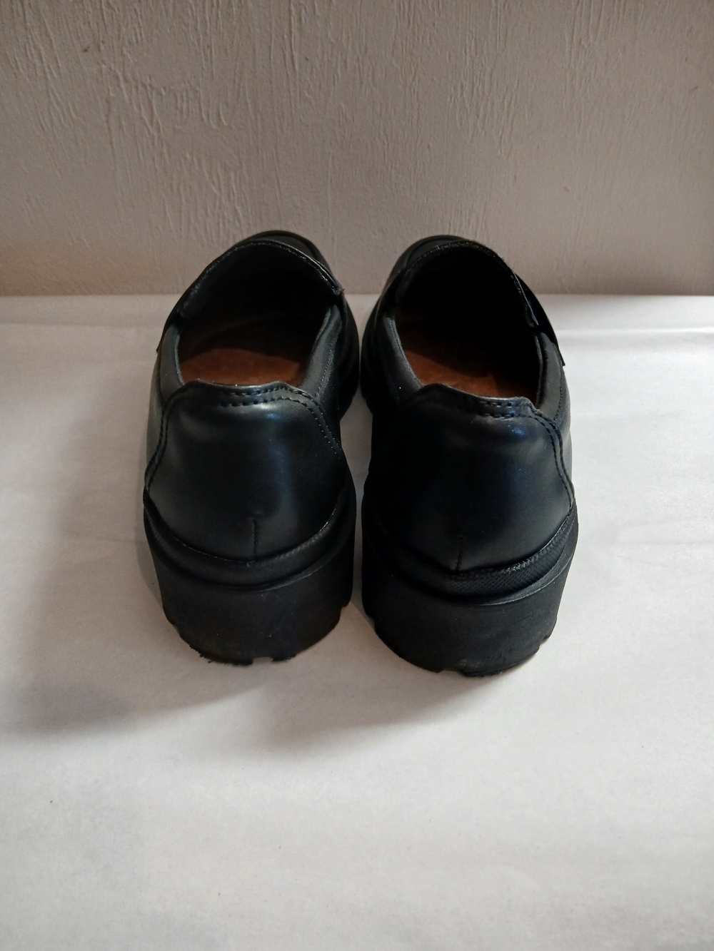 Clark's Woman's Black Leather Penny Loafers - Picture 3 of 7